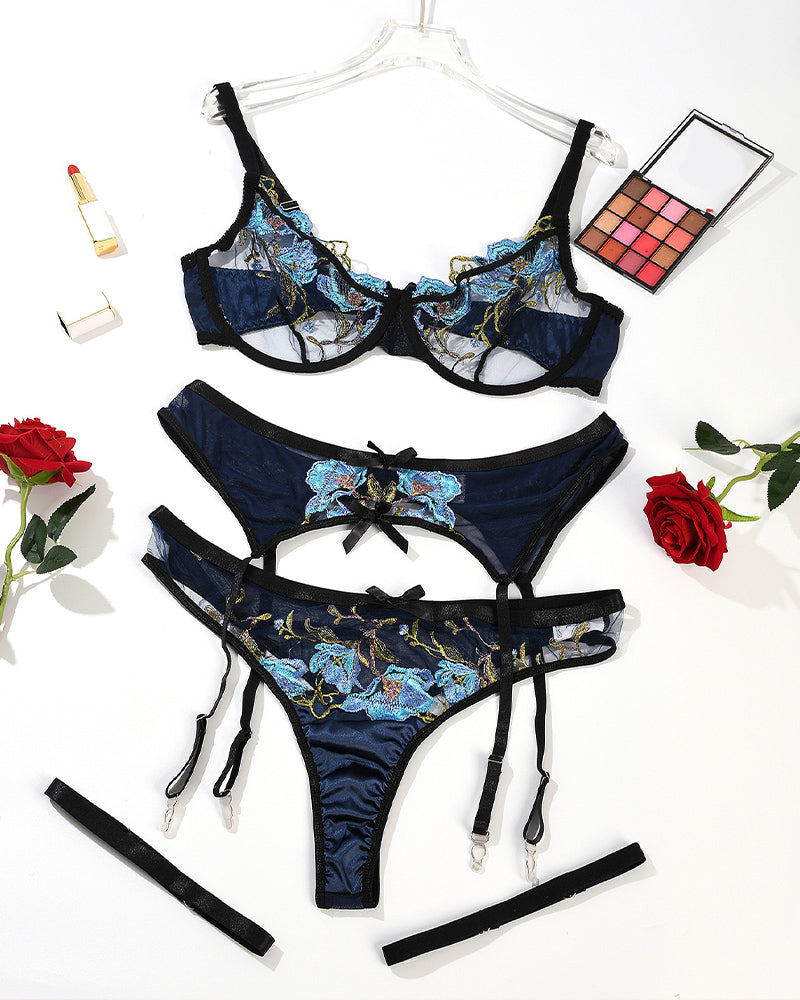 Plus Size Embroidered Mesh Lace Bra Set