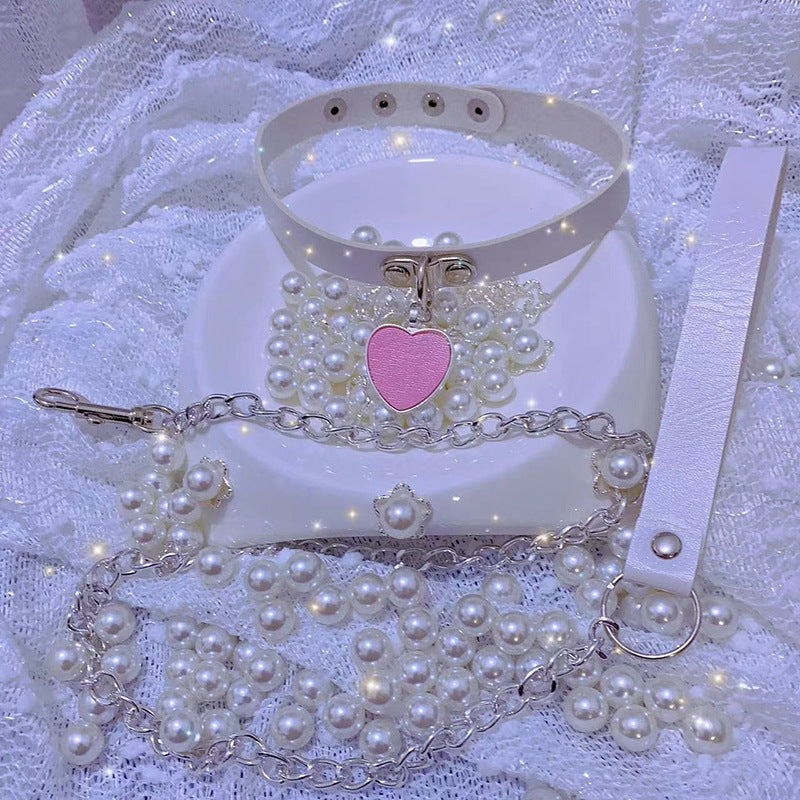 Love Chain Collar with Hand Holding Rope Chain